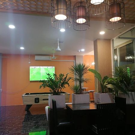 Nj Patong Hotel エクステリア 写真