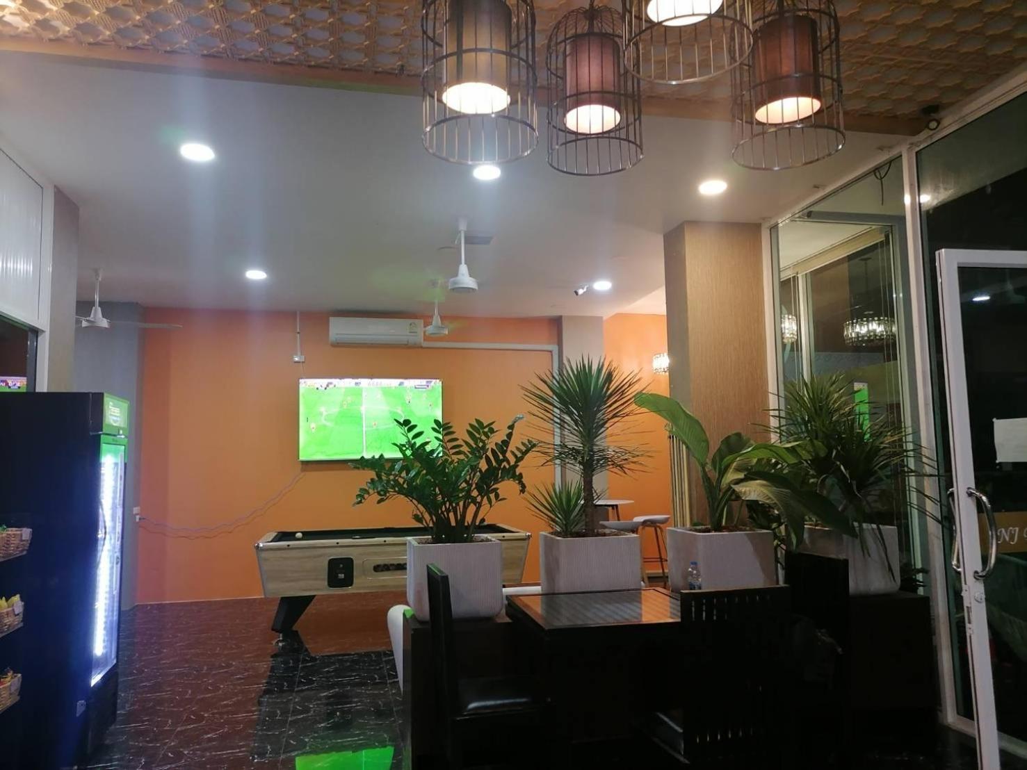 Nj Patong Hotel エクステリア 写真