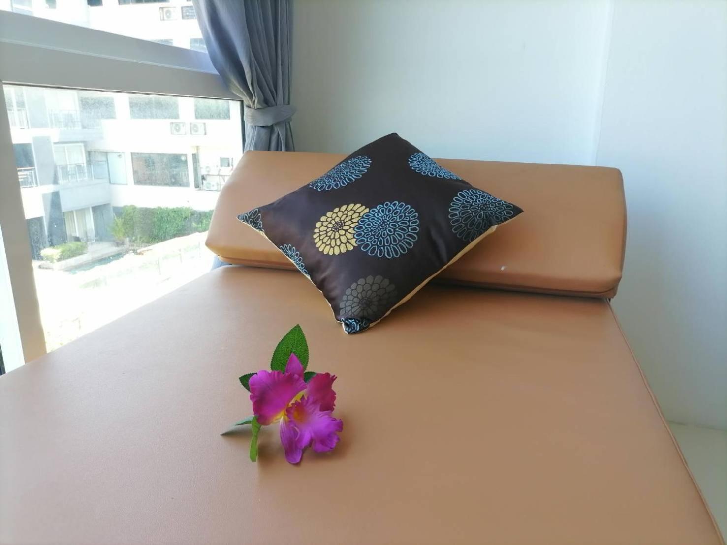 Nj Patong Hotel エクステリア 写真