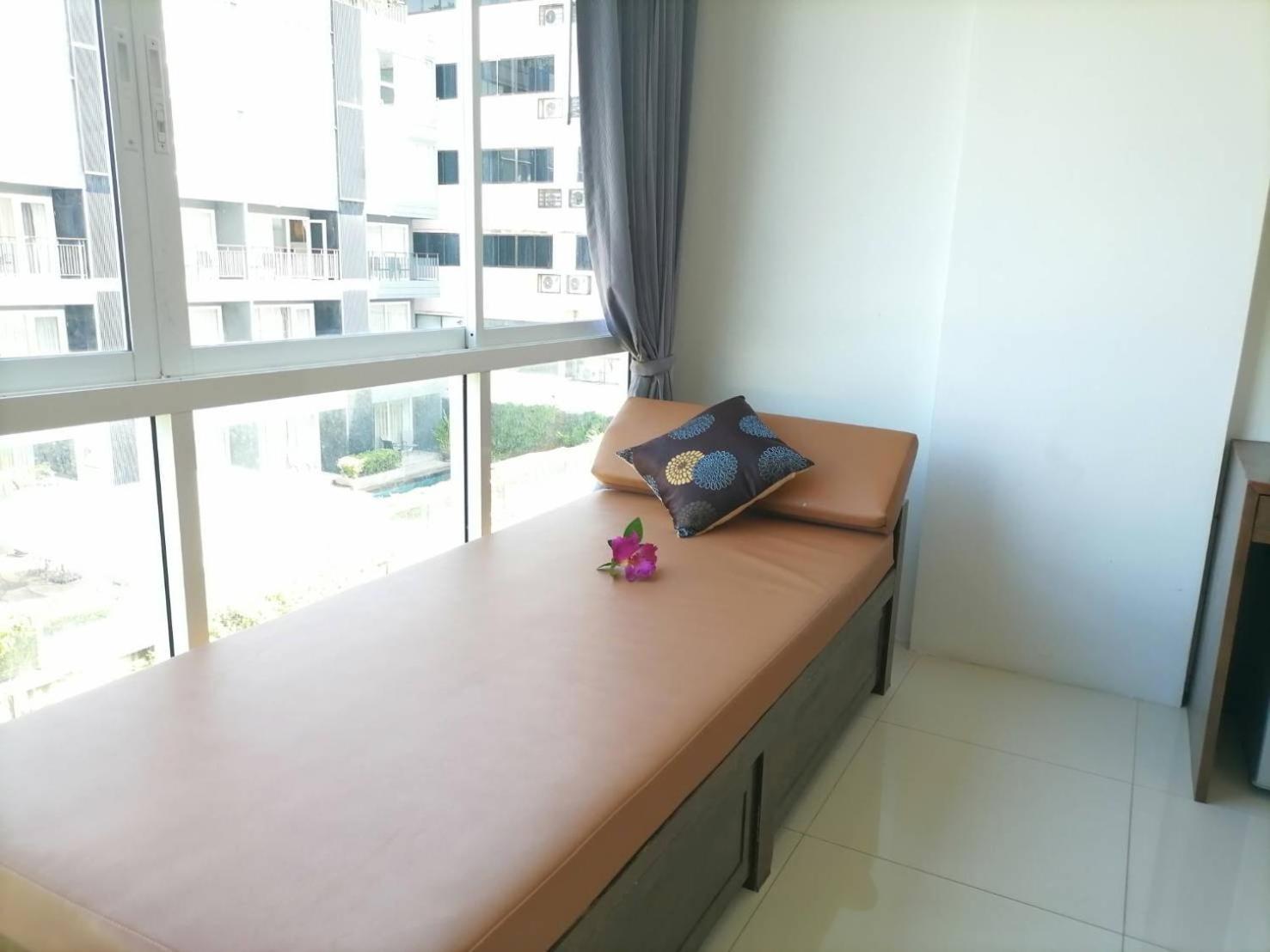 Nj Patong Hotel エクステリア 写真